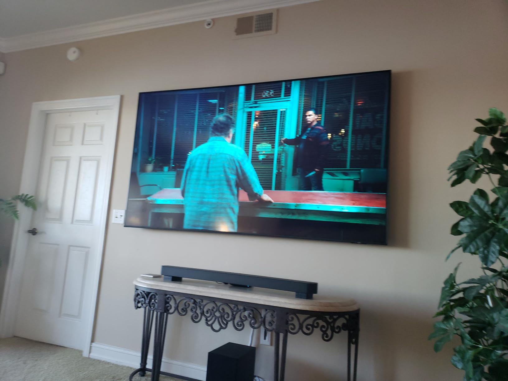 Samsung Q70C 85-Inch customer photo 1