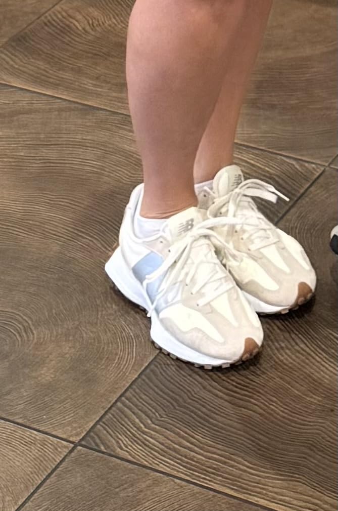 New Balance 327 customer photo 1