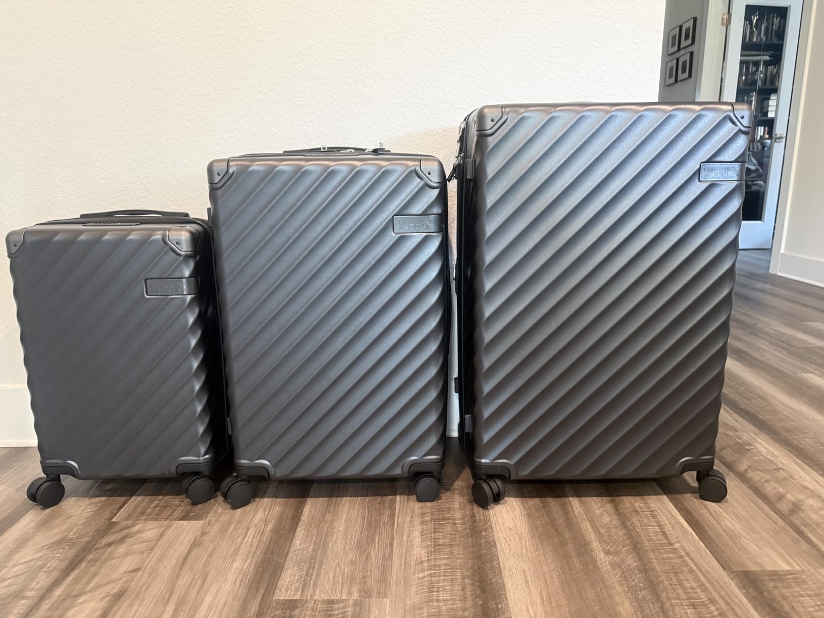 LUGGEX 24 Inch Checked Luggage with Spinner Wheels, Navy customer photo 2