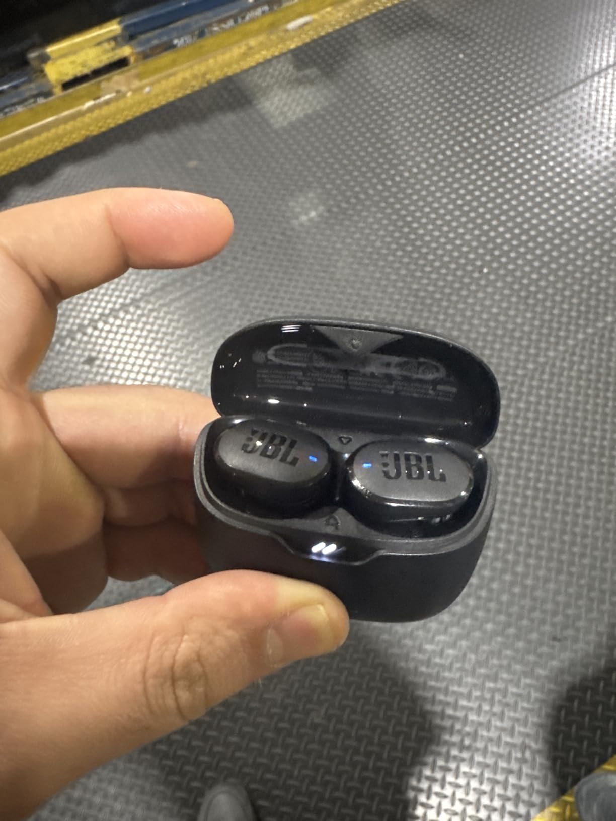 JBL Tune Buds customer photo 1