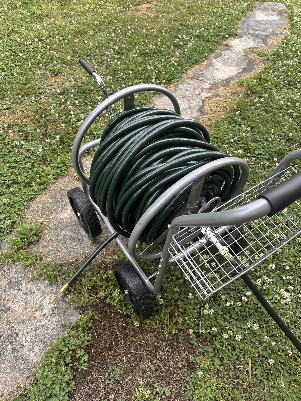 VEVOR Hose Reel Cart, Hold Up to 300 ft of 5/8’’ Hose, Garden Water Hose Carts Mobile Tools with 4 Wheels, Heavy Duty Powder-Coated Steel Outdoor Planting with Storage Basket, for Garden, Yard, Lawn customer photo 1