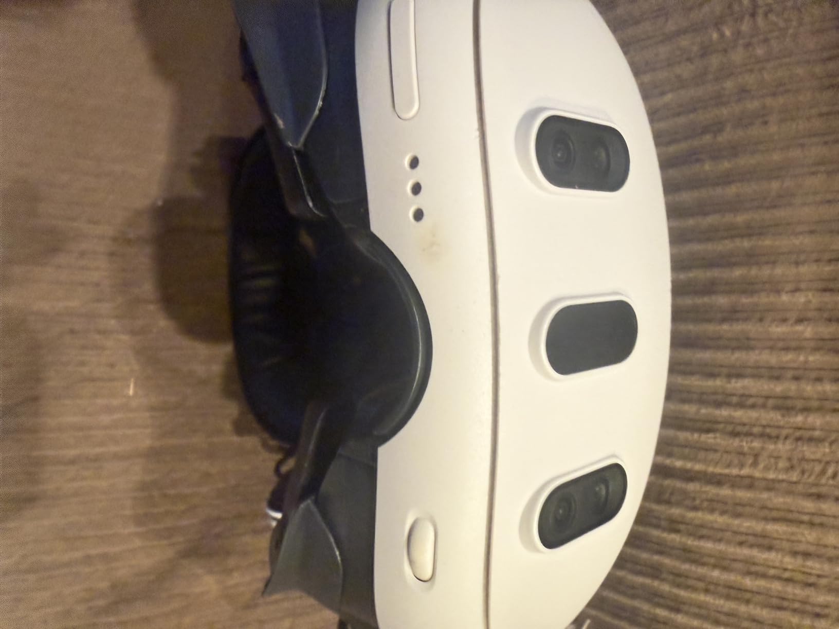 Meta Quest 3 512GB, VR Without Wires, Gorilla Tag Cardboard Monkenaut Bundle, Amazon Exclusive, 3-Month Trial of Meta Horizon+ Included customer photo 1