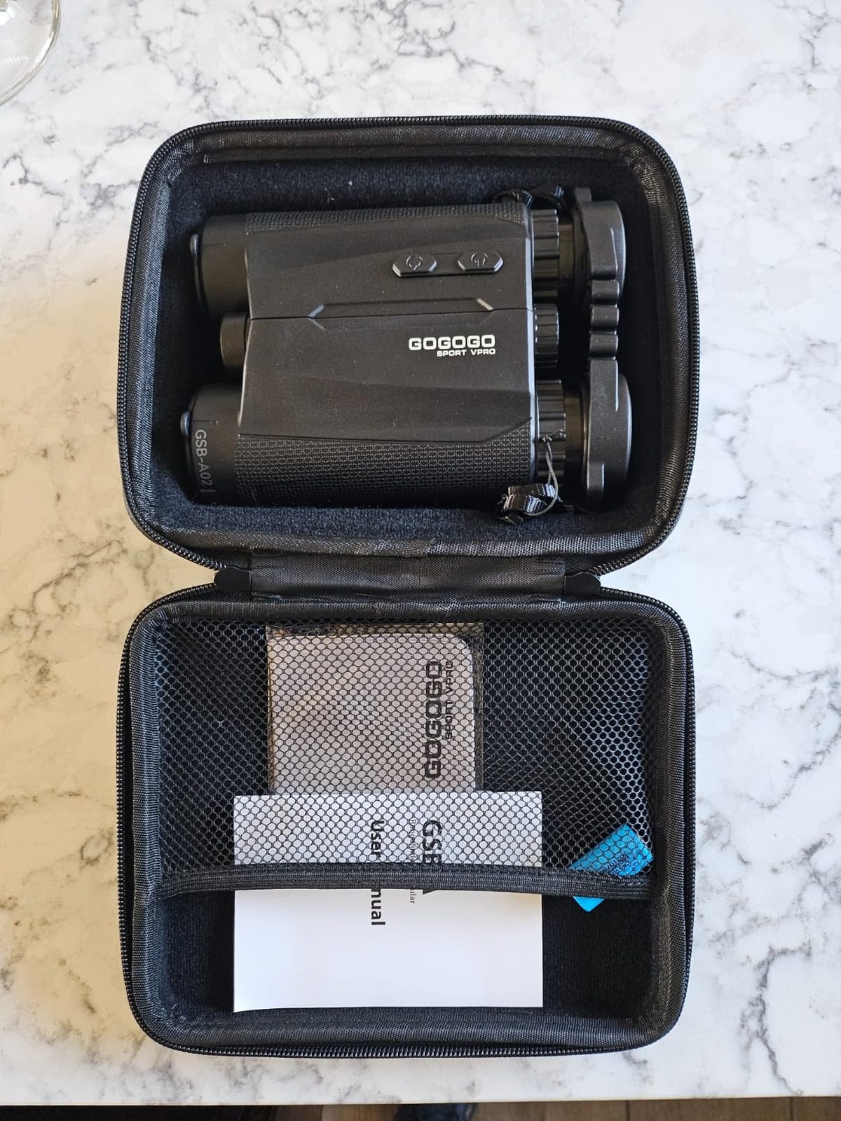 Gogogo Sport Vpro Rangefinder Binoculars for Hunting, 1500/2500 Yards, 8x42 customer photo 1