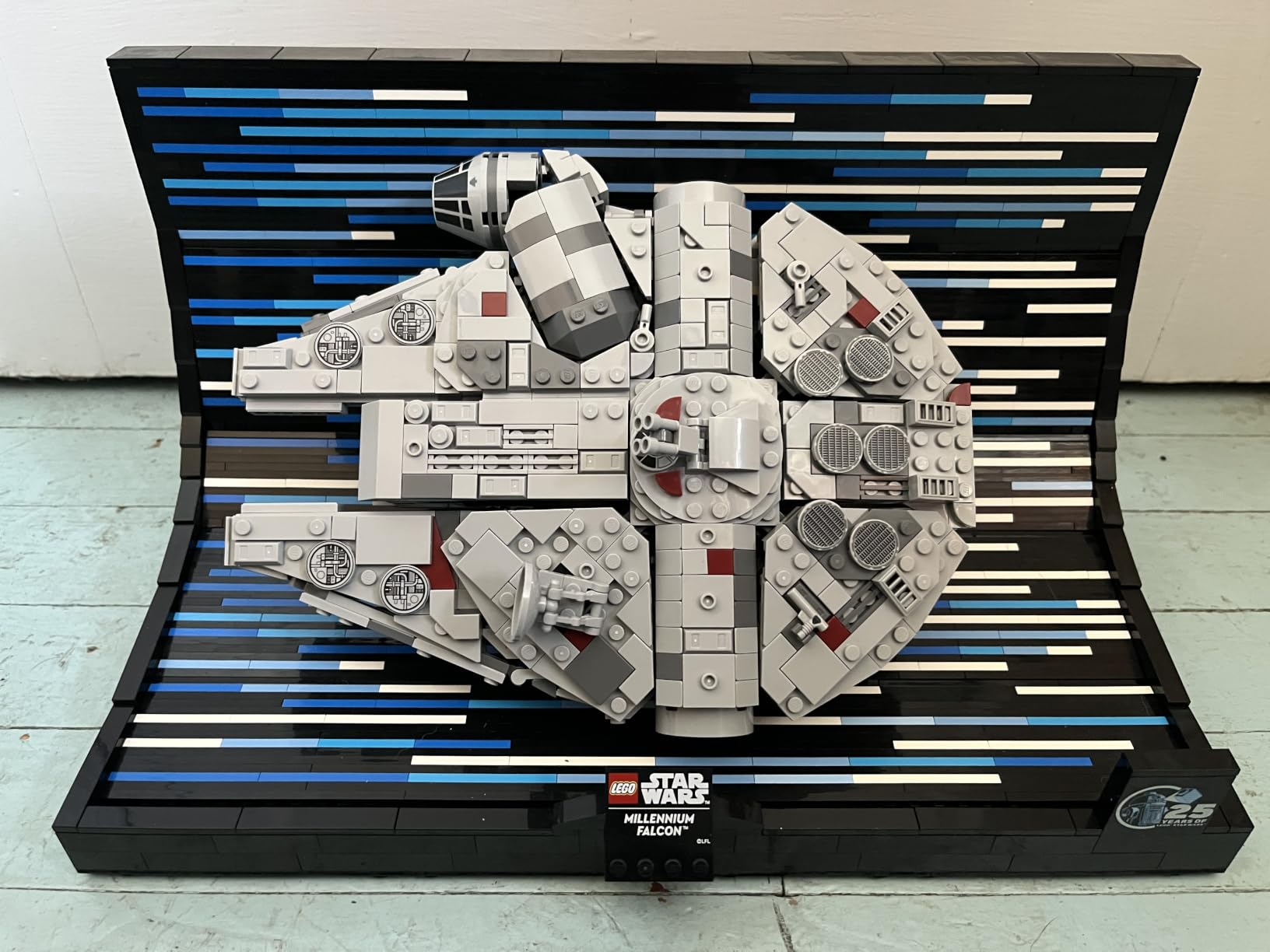 Star Wars Millennium Falcon customer photo 2