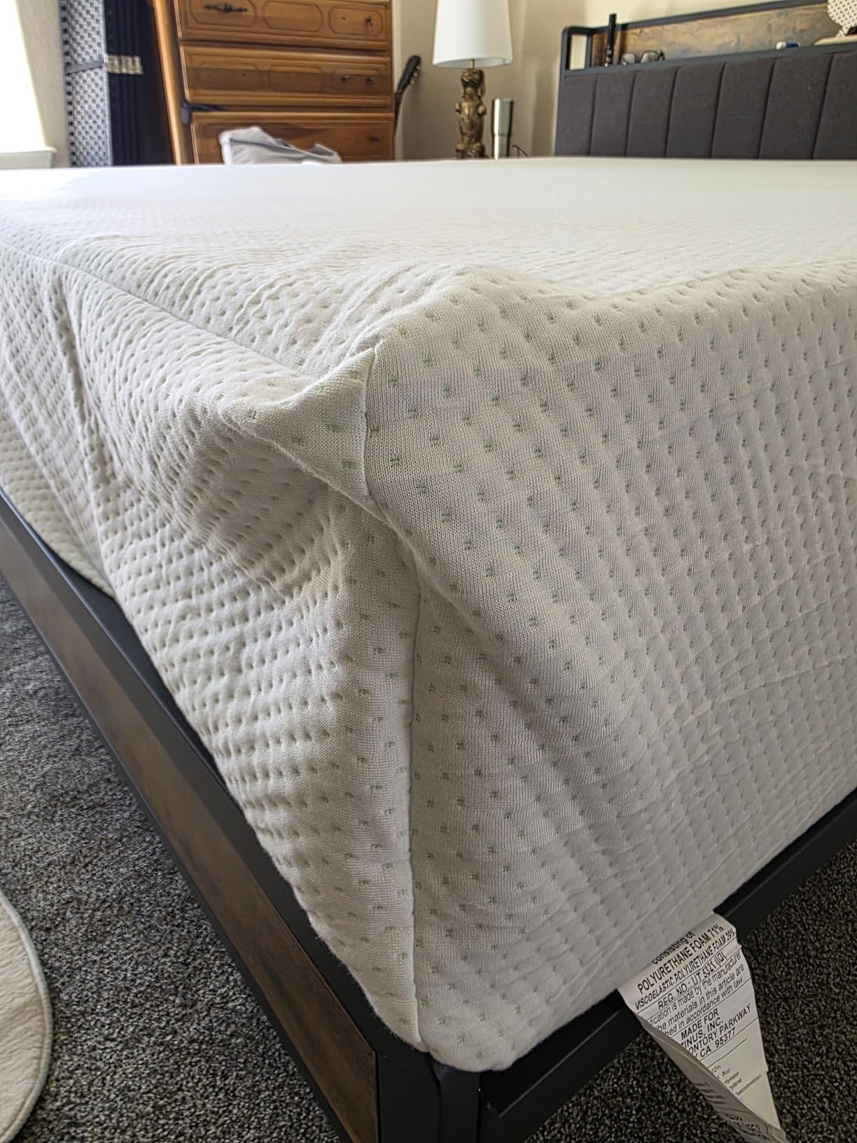 Zinus Memory Foam 12 Inch Green Tea Mattress, King, White customer photo 1