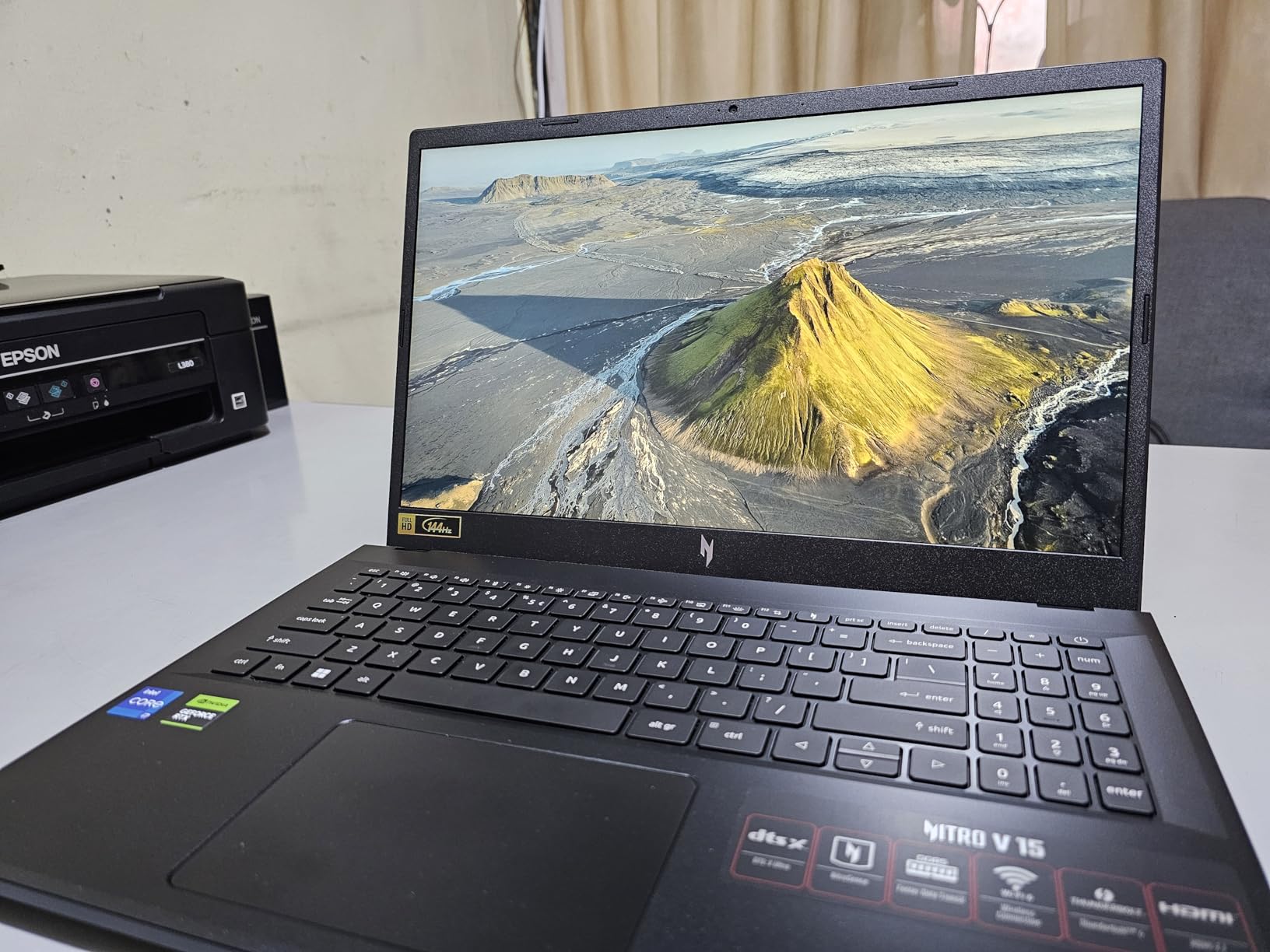 Acer Nitro V 15 customer photo 2