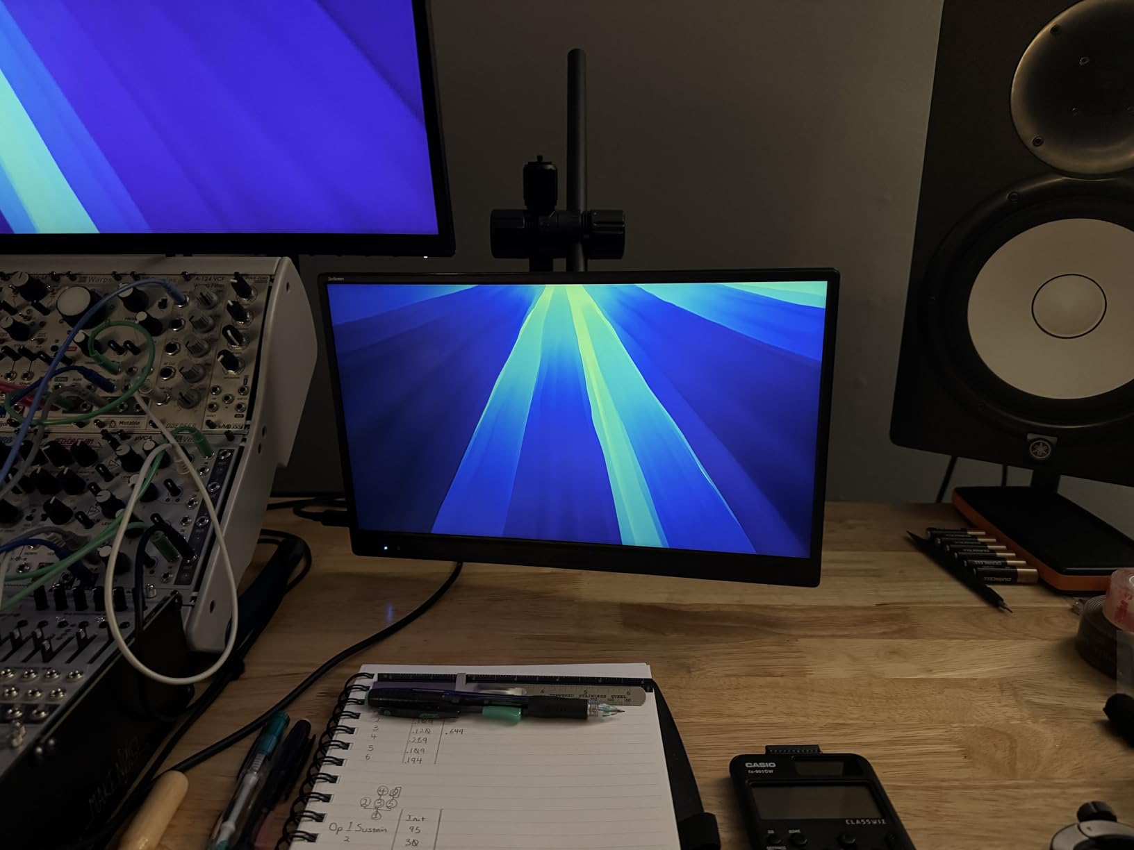 ASUS ZenScreen MB169CK customer photo 2