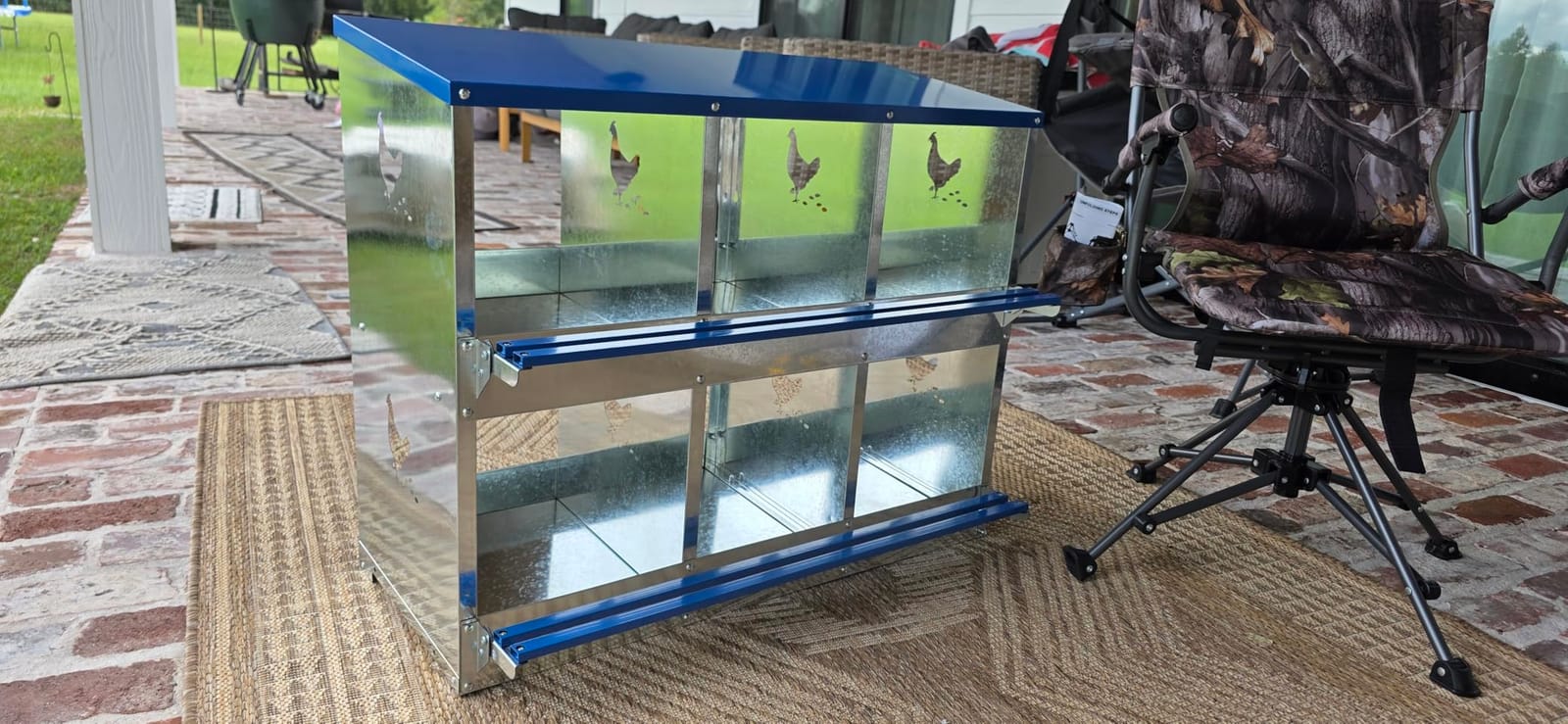 Chicken Nesting Box for Laying Eggs 3 Holes Metal Nest Box for Chicken Hens Ducks Poultry Protect Eggs Chicken Coop Easy Egg Collection Wall Mount Nest Box for Chicken Coop customer photo 1