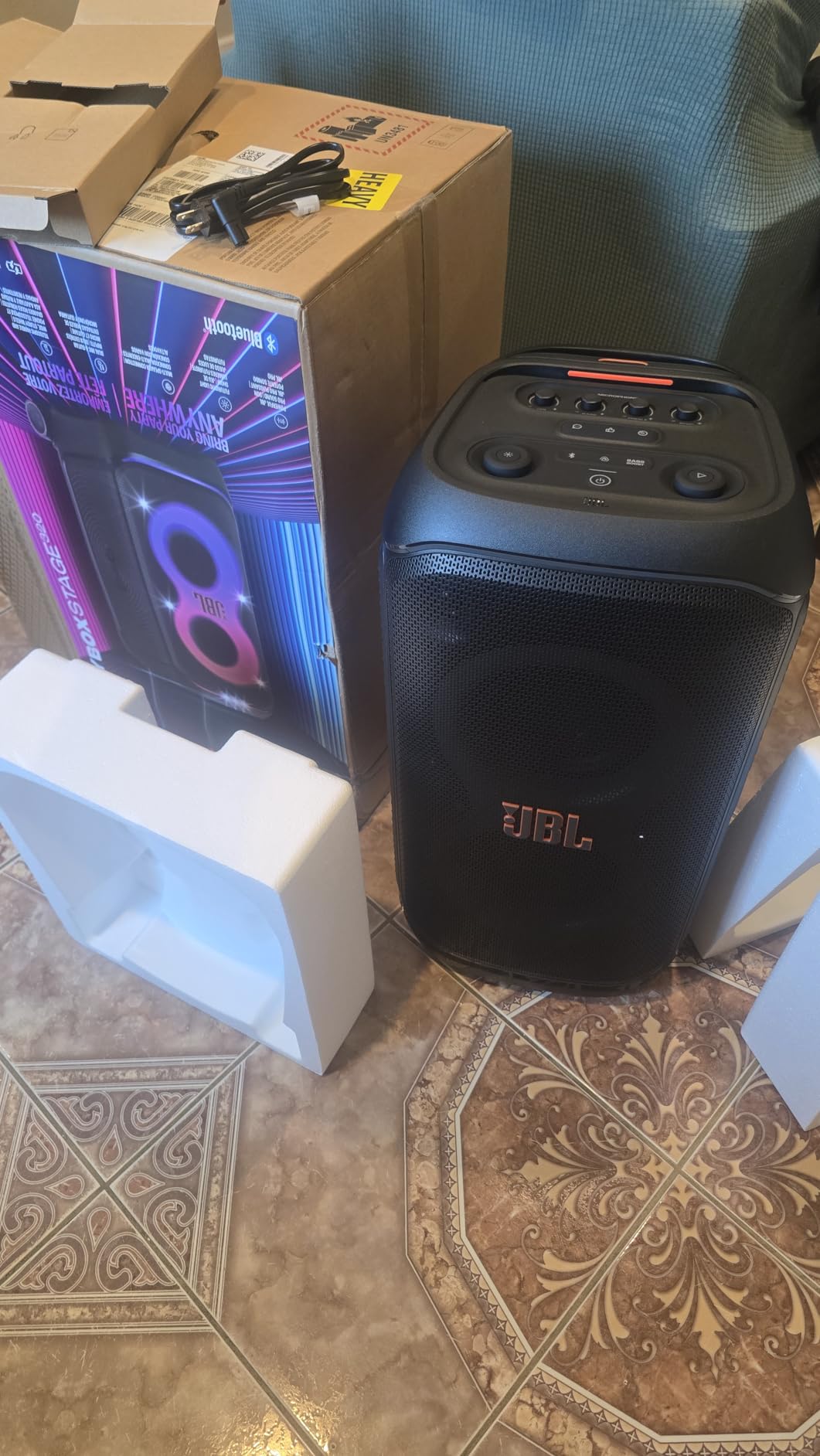 JBL PartyBox Stage 320 customer photo 1