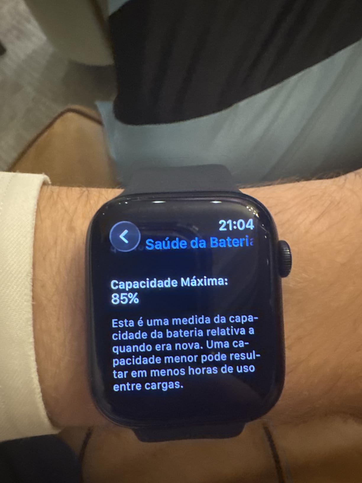 Apple Watch Series 9 (GPS + Cellular 45mm) Midnight Aluminum Case with Midnight Sport Band M/L (Renewed) customer photo 1