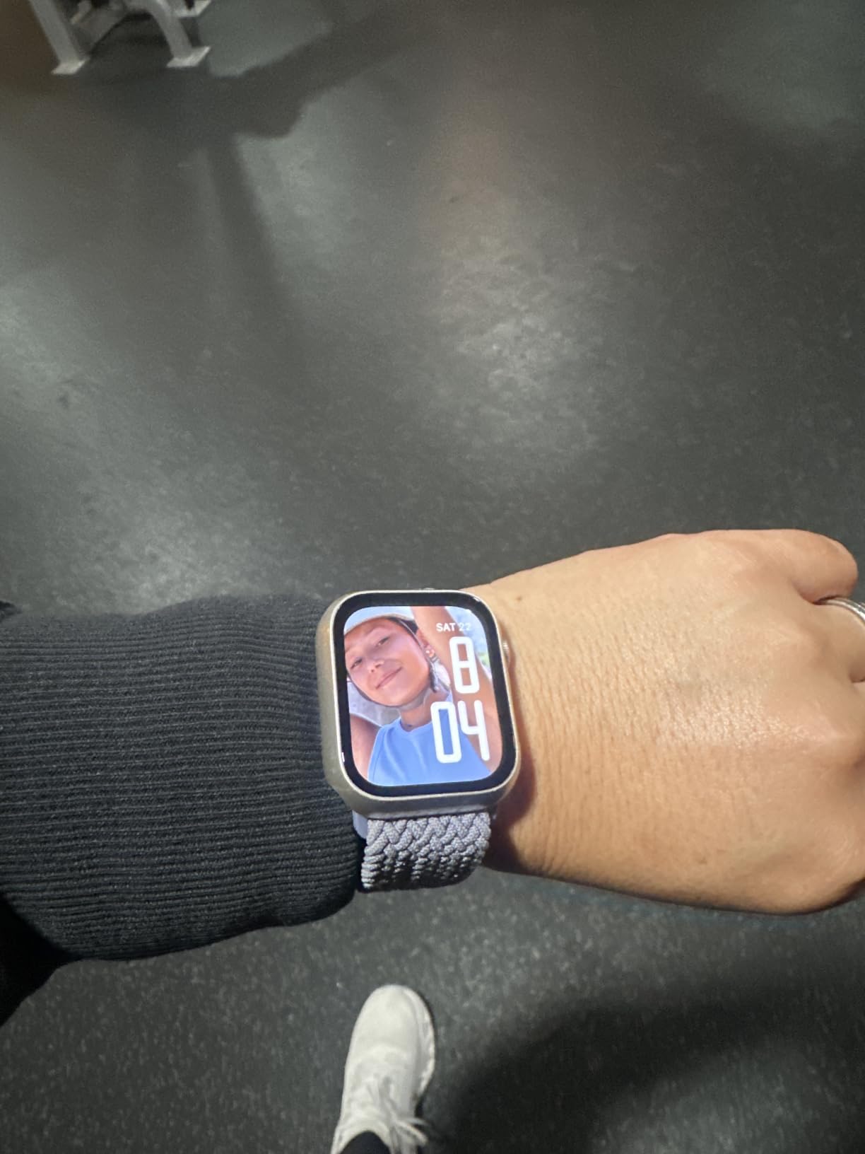 Apple Watch Series 9 [GPS + Cellular 41mm] Pink Aluminum Case with Pink Sport Band S/M (Renewed) customer photo 1