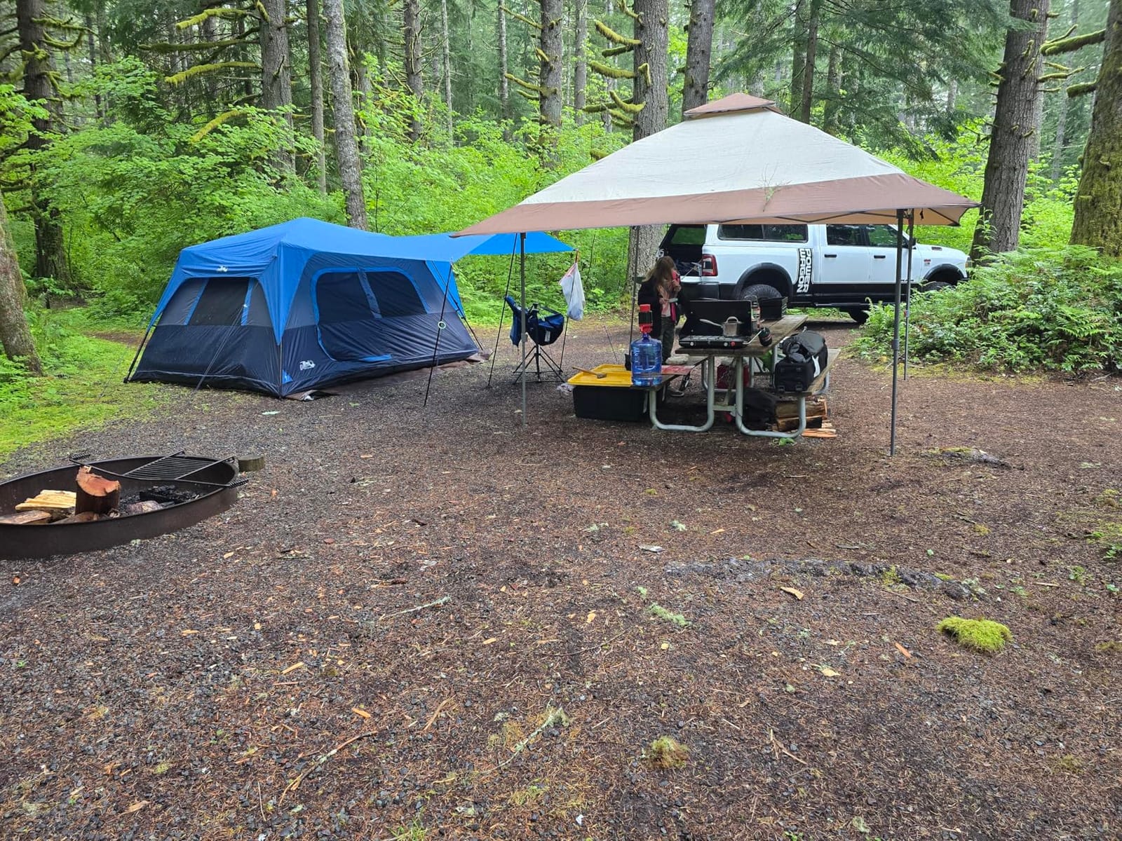 DMH OUTDOORS 8 Person Instant Tents for Camping with Porch Easy Setup 60s customer photo 2