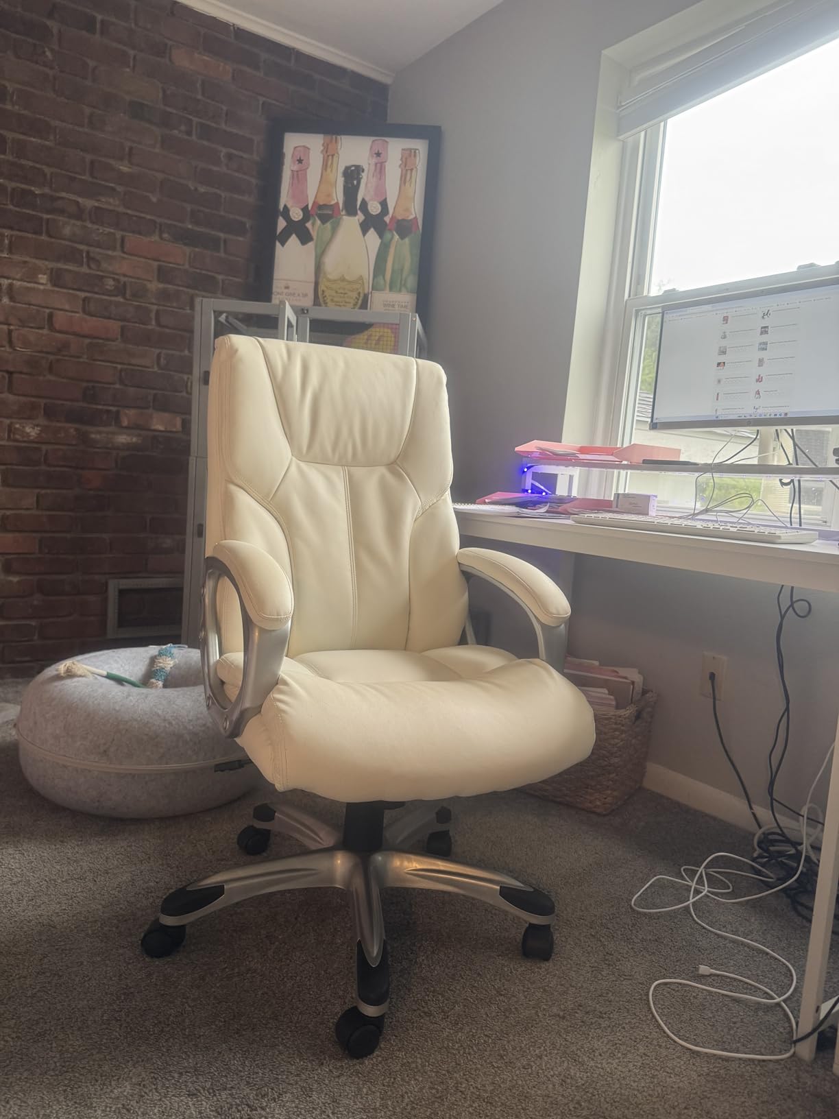 Amazon Basics Executive Chair customer photo 1