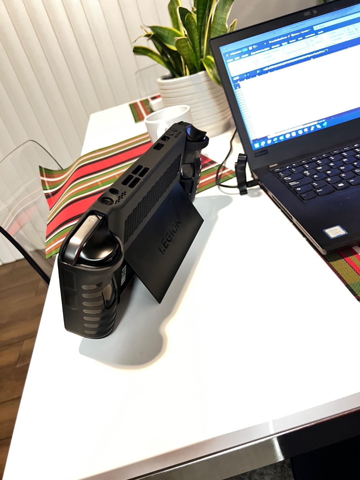 Lenovo Legion Go customer photo 2