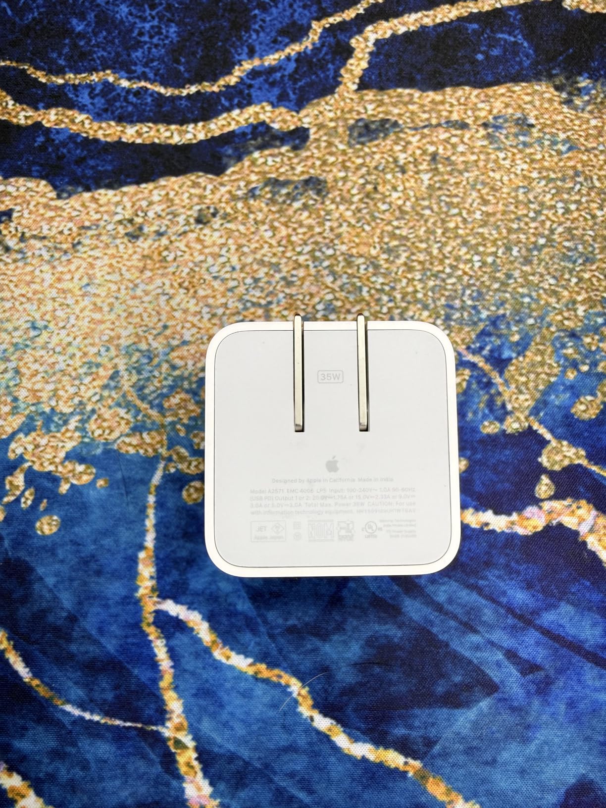 Apple 35W Dual USB-C Port Compact Power Adapter customer photo 2