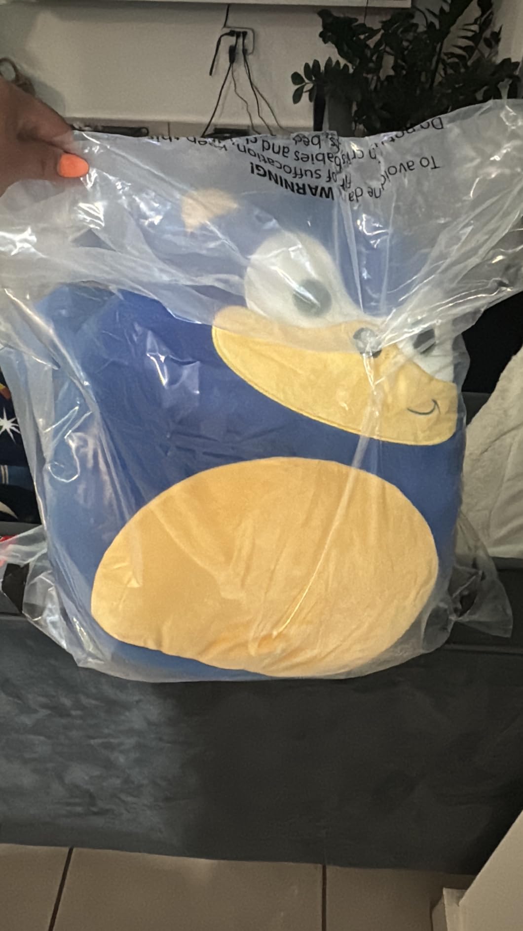 Squishmallows Original 14in “Sonic the Hedgehog” Sonic Holding Gold Rings Plush (Large) customer photo 1