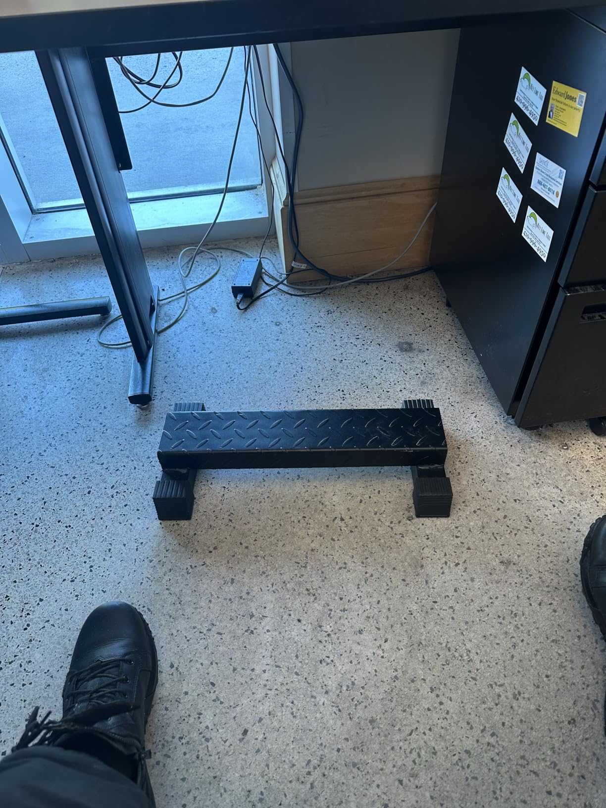 EVERYMATE Steel Calf Raise Block, Standing Calf Machine for Stretching Calf Muscles, Relaxing Ankles, Anti-Slip Solid Platform customer photo 2
