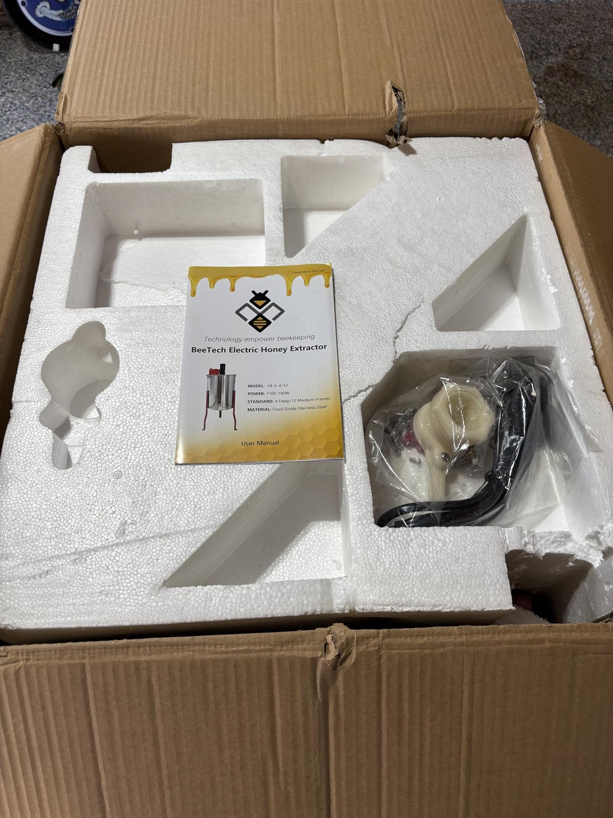 Newest 4/12 Frames Electric Honey Extractor Equipment with Protective Cover, 2nd Gen Intelligent Control Device Designed for Business and Farms customer photo 1