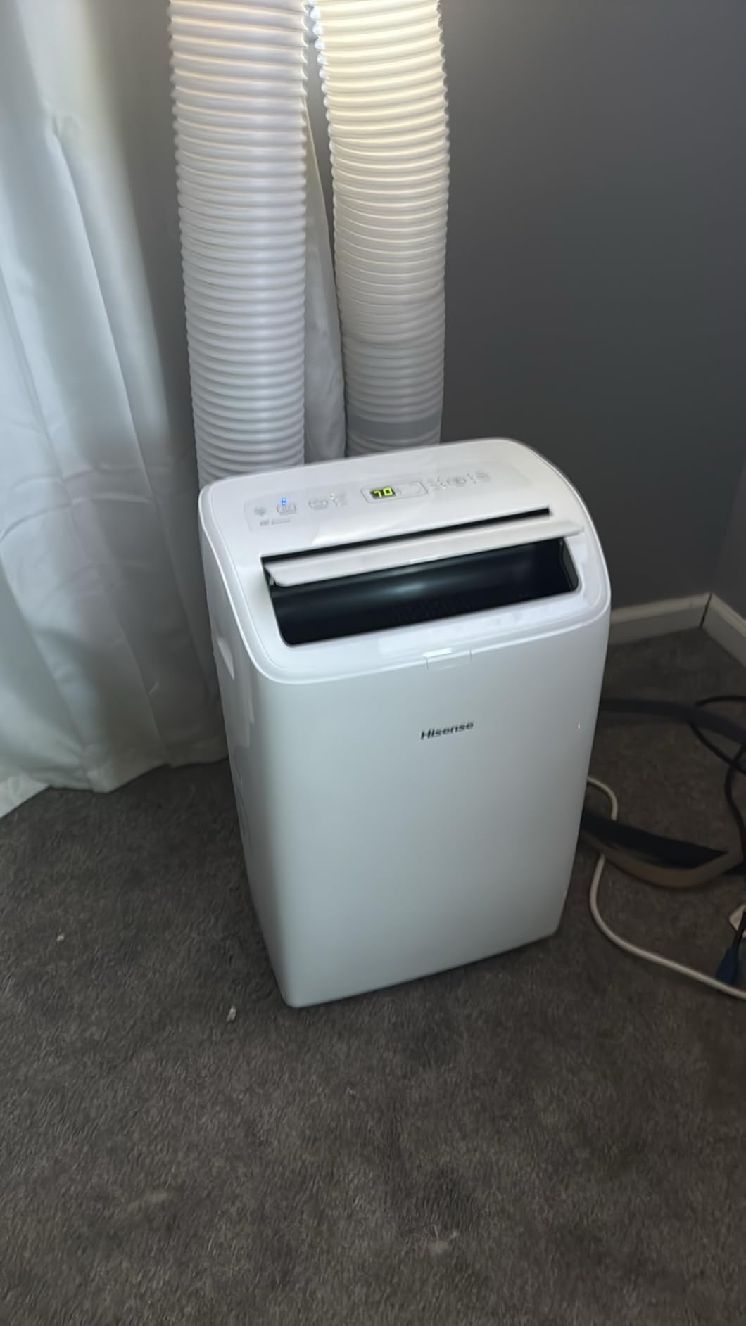 Hisense 8,000 BTU Portable Air Conditioner with Dual Hose & Inverter, 350 Sq Ft, Wi-Fi, ConnectLife App Google and Alexa, 3 operating modes, Noise 42 dB(A) - HAP0824TWD (Renewed), White customer photo 2