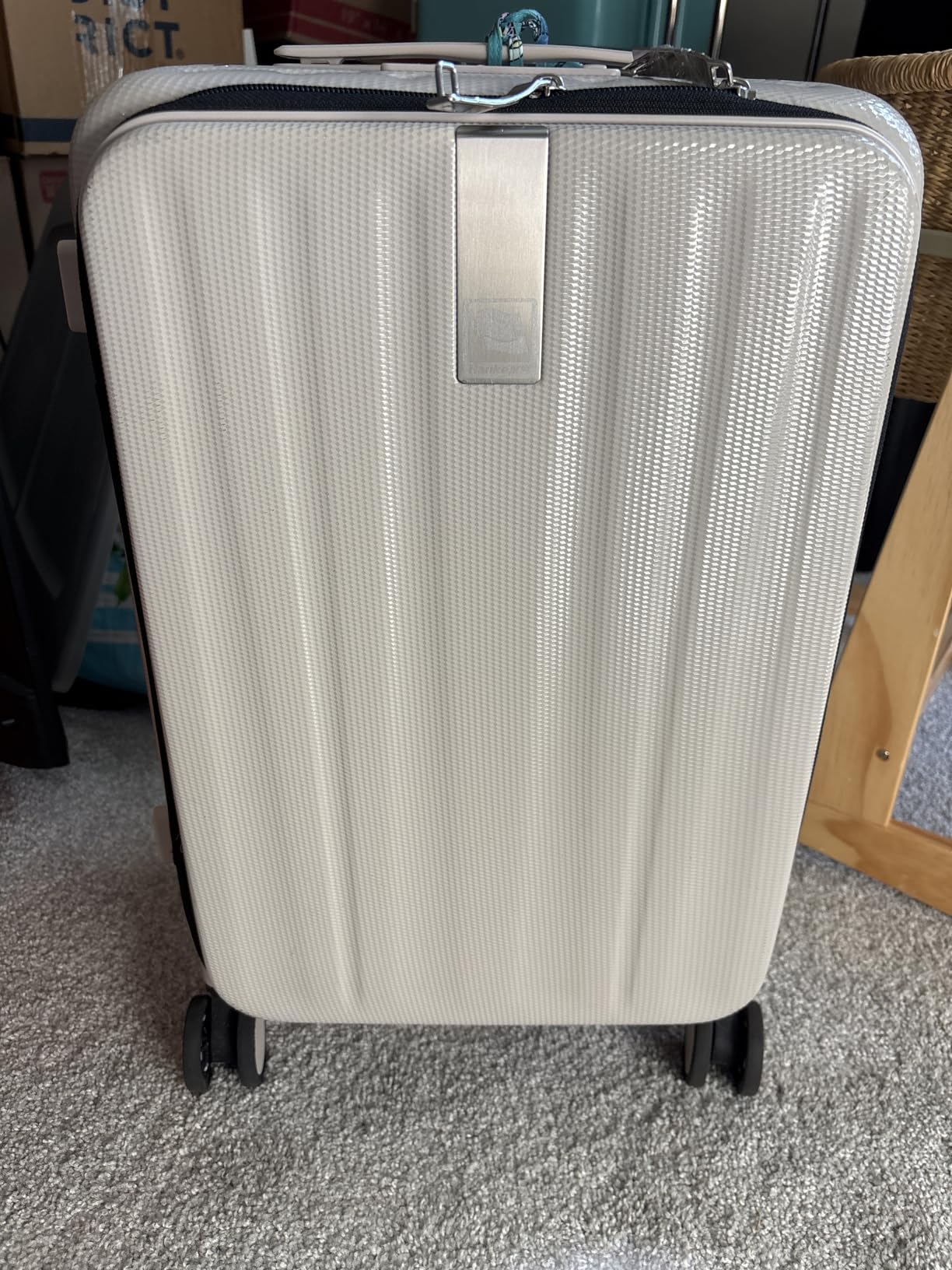 Hanke 20 Inch Top Opening Aluminum Frame Carry On Luggage with TSA Lock customer photo 2