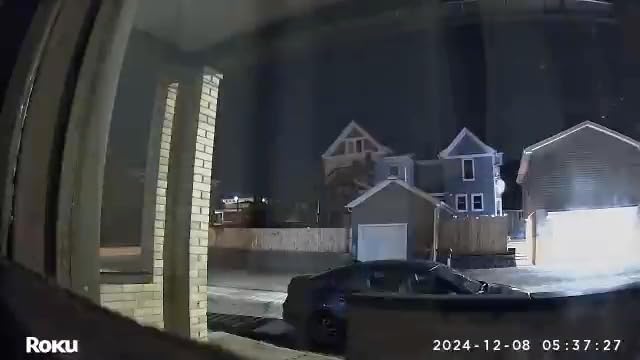 Roku Indoor Camera, Home Security with 1080p HD Color Night Vision, 2-Pack customer photo 1