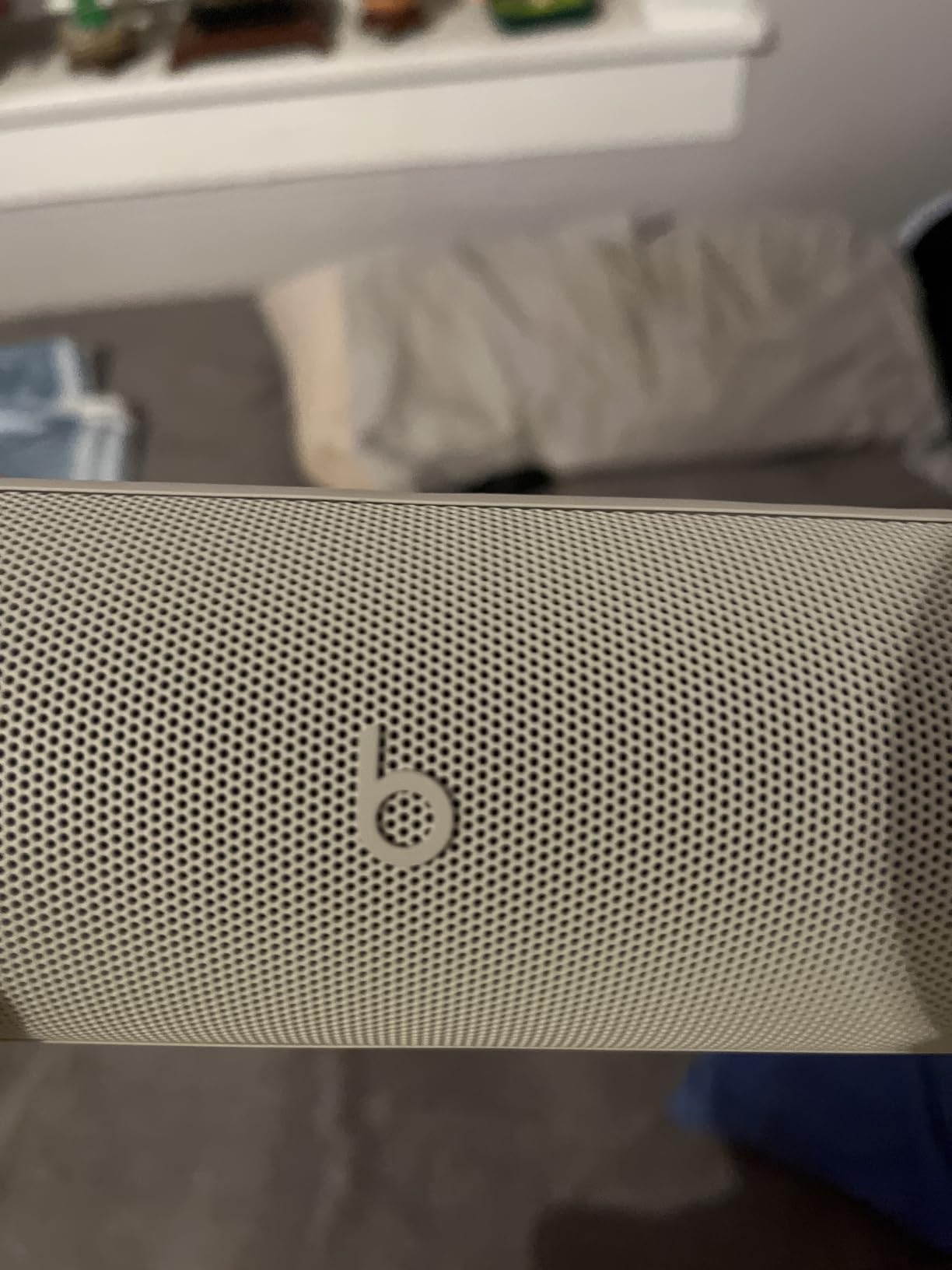 Beats Pill x Kim Kardashian - Wireless Bluetooth Speaker and Portable Charger via USB-C - Up to 24 Hours Battery Life, IP67 Water Resistant, Apple & Android Compatible, Built-in Mic – Light Gray customer photo 2