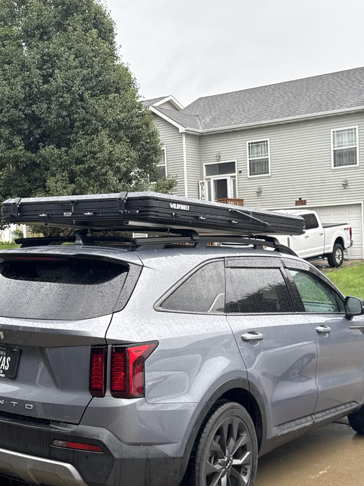 WildFinder Rooftop Tent, Hard Shell Roof Top Tent for Jeep SUV Truck Van customer photo 2
