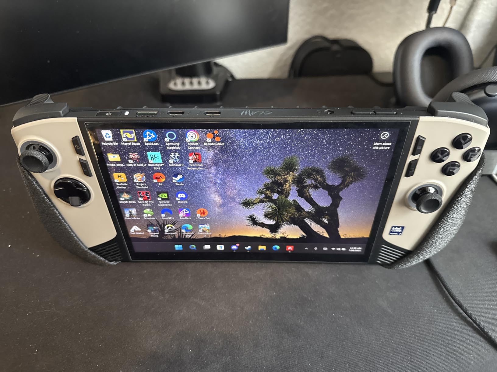 MSI Claw 8 AI+ customer photo 2