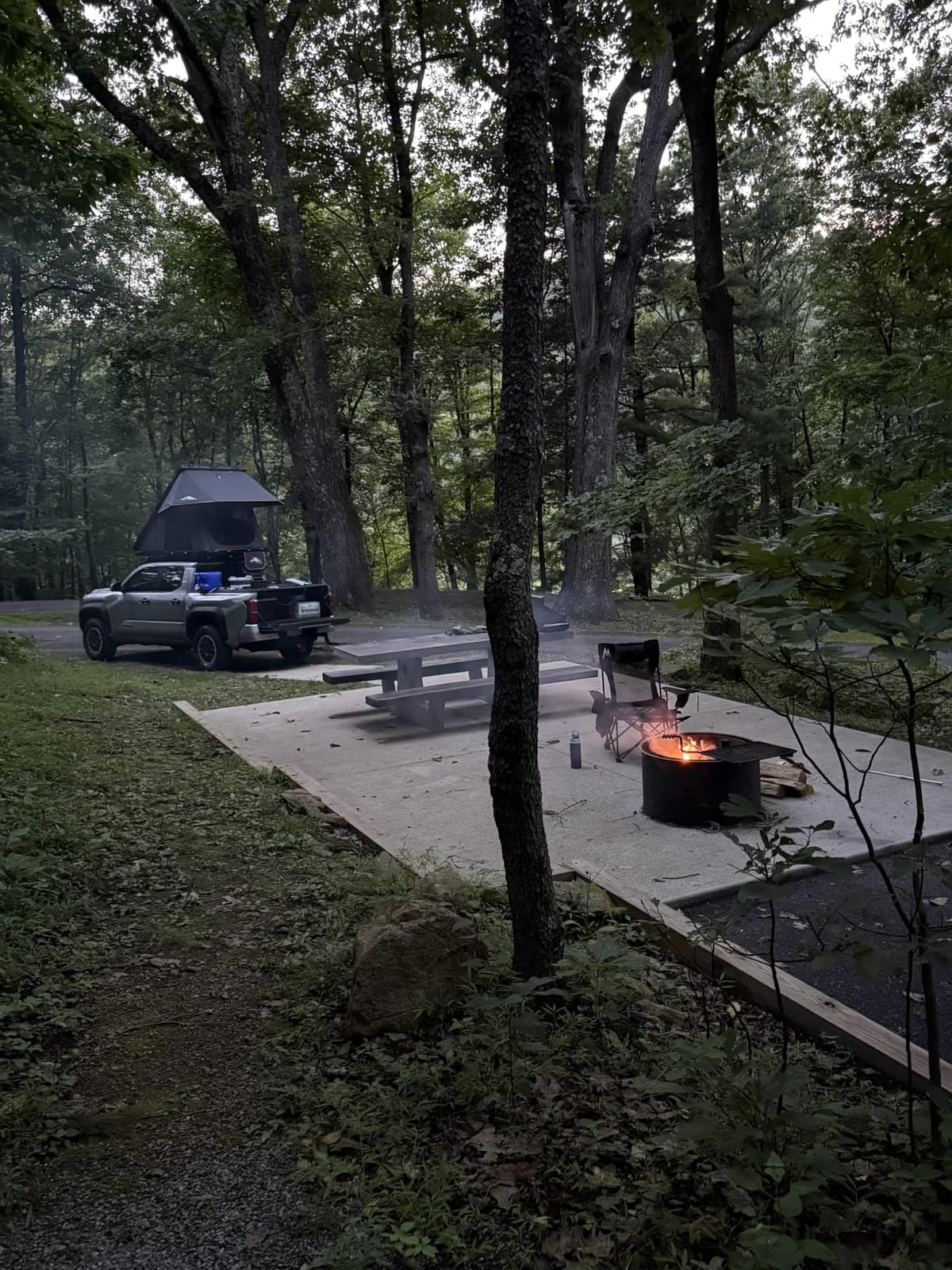 Adventurer Pro Rooftop Tent Hard Shell, 2-3 Person Aluminum Roof Top Tent customer photo 1