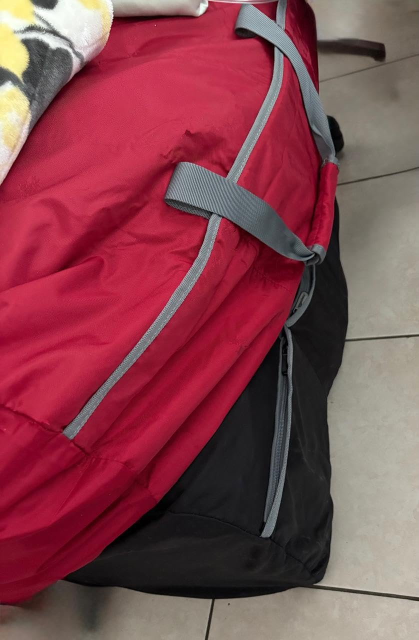 Amazon Essentials Duffel Bag for Travel and Sports, 25-inch Foldable Packable Nylon Bag with Multiple Zippered Pockets, 35 lb Weight Capacity, Collapsible for Easy Storage, Red customer photo 1