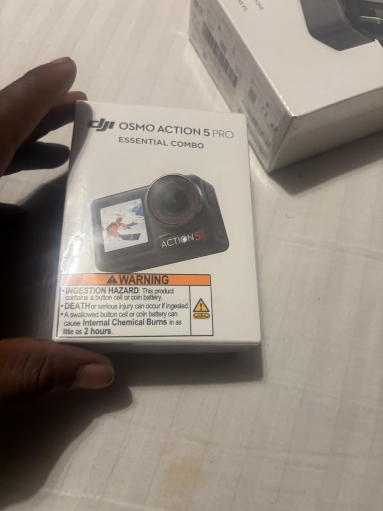 DJI Osmo Action 5 Pro Essential Combo, Waterproof Action Camera customer photo 1