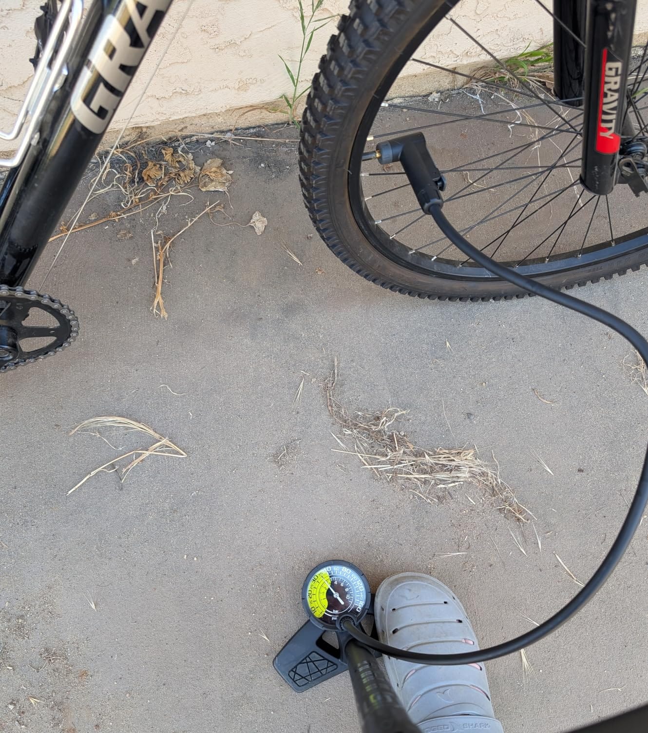 GIYO Bike Floor Pump - 3