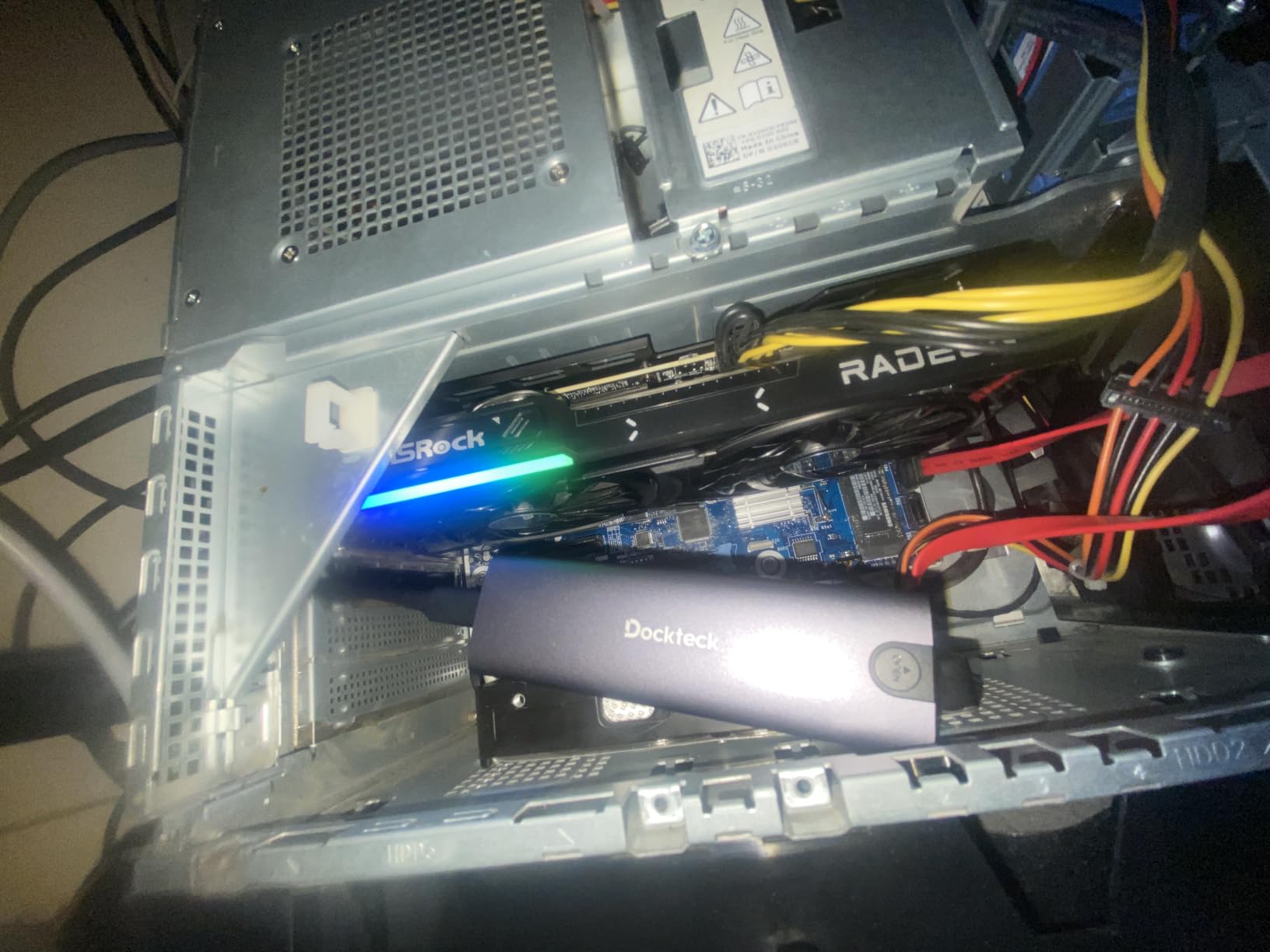 ASRock RX 9060 XT Challenger customer photo 1