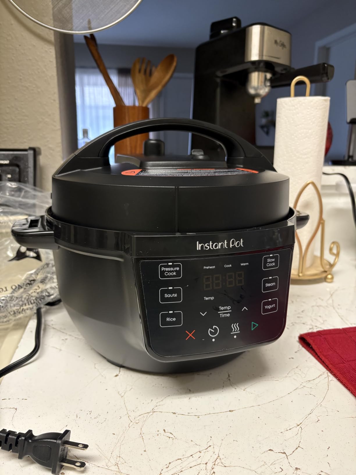 Instant Pot 6QT RIO 7-in-1 Multi-Cooker, Pressure Cooker, Slow cook, Sauté, Steam, Rice Maker, Yogurt, & Warmer, Sea Salt, 6 Quarts customer photo 2