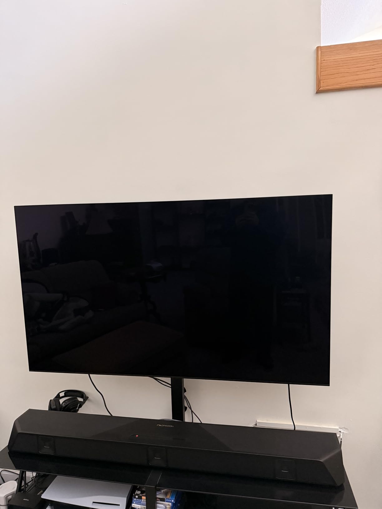 Sony 77 Inch BRAVIA XR8B OLED 4K HDR Smart Google TV (K-77XR8B) customer photo 1
