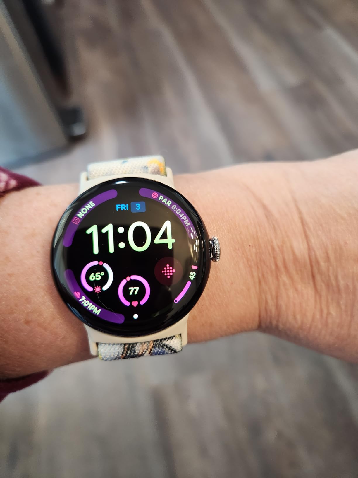 Google Pixel Watch 4 (45mm) - Smartwatch - Obsidian Active Band - Wi-Fi customer photo 1