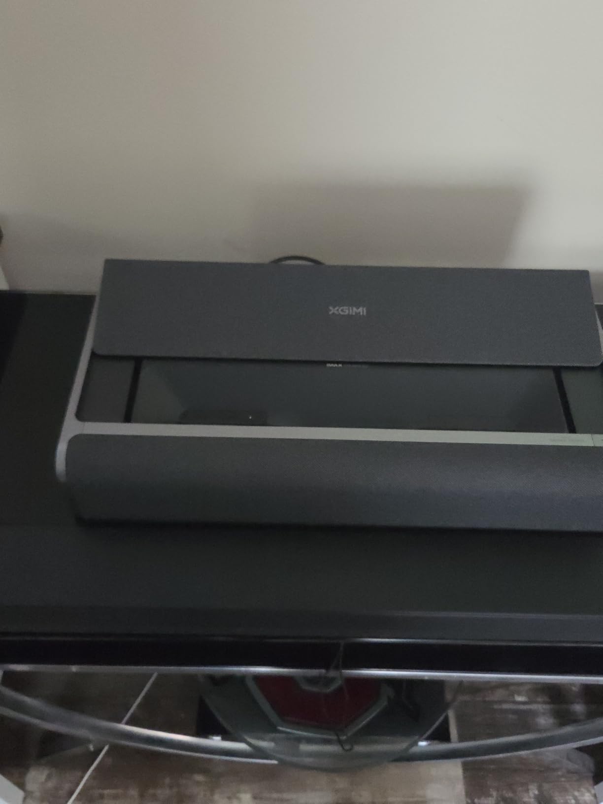 XGIMI AURA Series UST Laser Projector, Dolby Vision, IMAX Enhanced, 1,000,000:1 Dynamic Contrast Ratio, 0.177:1 Throw Ratio, Harman Kardon, 2300 Lumens AURA 2 GTV Black customer photo 1