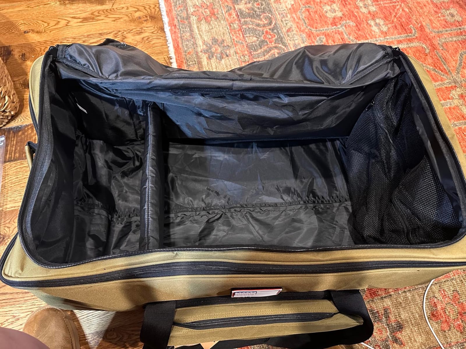 150L Large Rolling Duffle Bag with Wheels, Heavy Duty 32'' Tri-Wheel Gear Hauler for Camping,Moving Sports Equipment,Military & Airline Checked Bag Approved,Camo customer photo 2