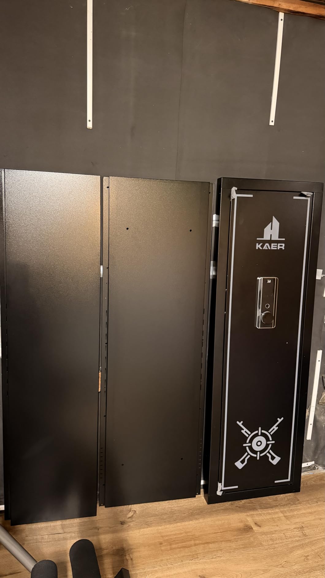 KAER Biometric Gun Safe Rifle,Gun Safes for Rifles and Pistols Holds 14-15 Firearms with Adjustable Racks & Pistol Storage,Fingerprint Keypad Lock Gun Cabinet for Home & Hunting for Enthusiasts customer photo 1