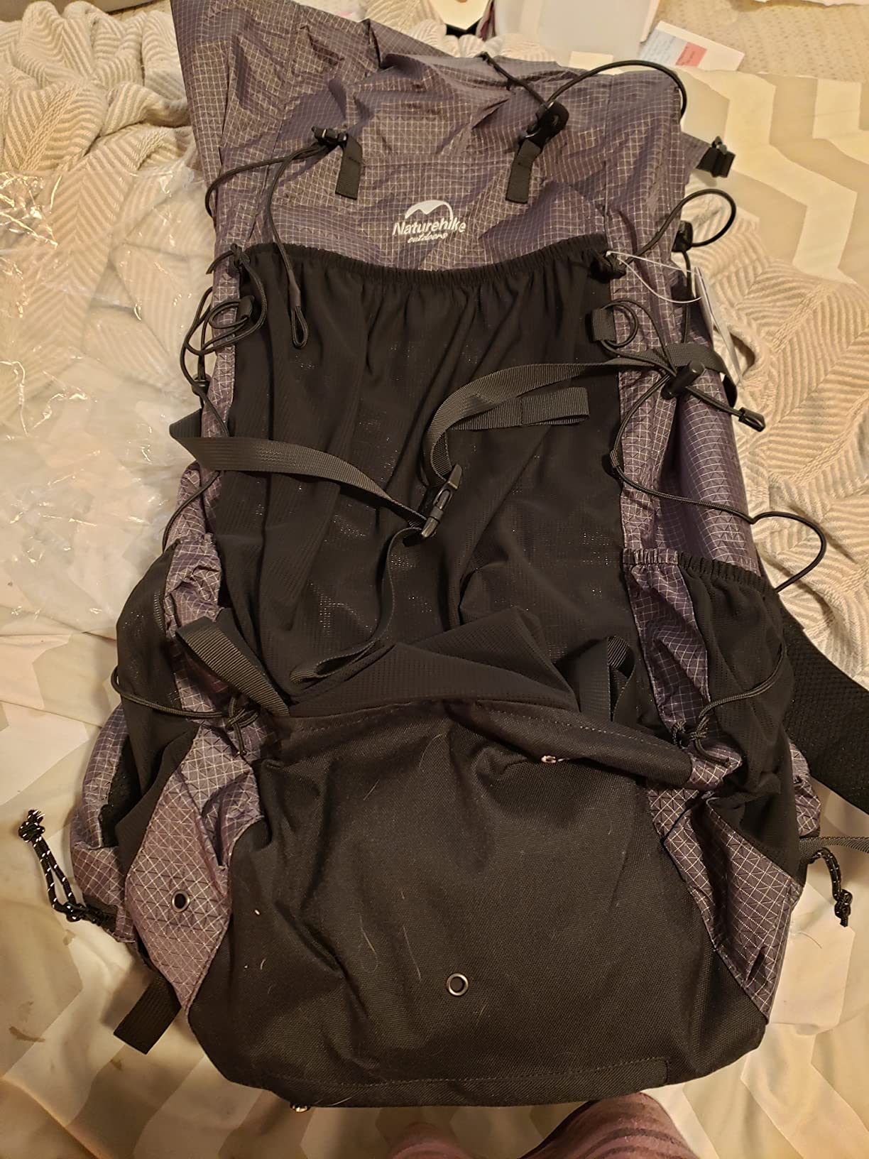 Naturehike 65L Rock Upgraded Internal Frame Hiking Backpack for Outdoor Camping Travel Backpacking with Rain Cover Ultralight Backpack for Adults customer photo 2