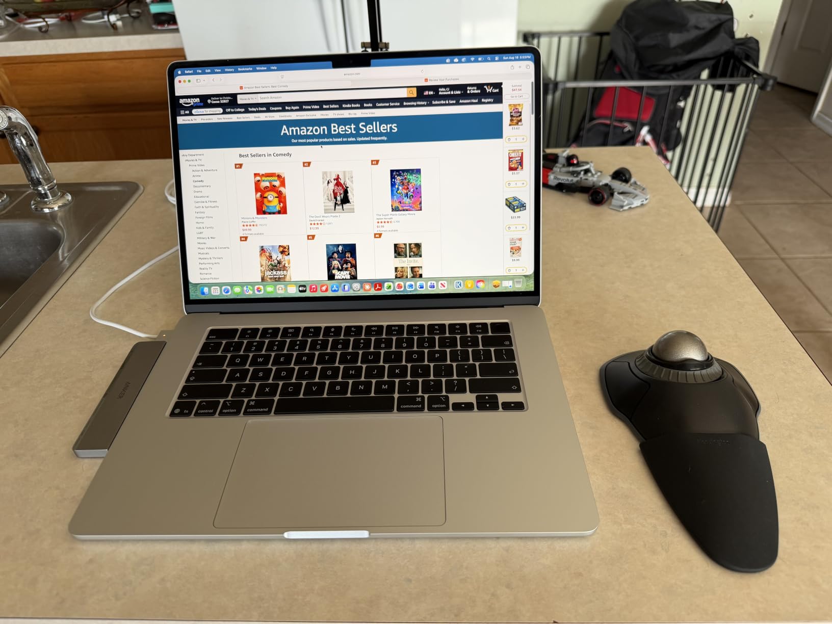 Apple MacBook Air 15 M5 customer photo 1