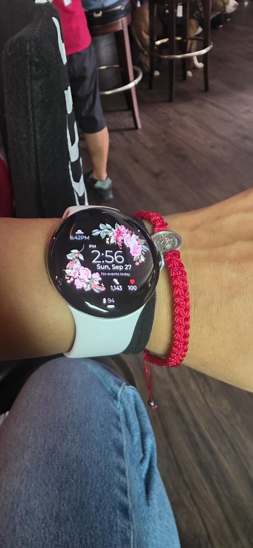 Google Pixel Watch 5 (41mm) - Android Smartwatch - Obsidian - Wi-Fi customer photo 2