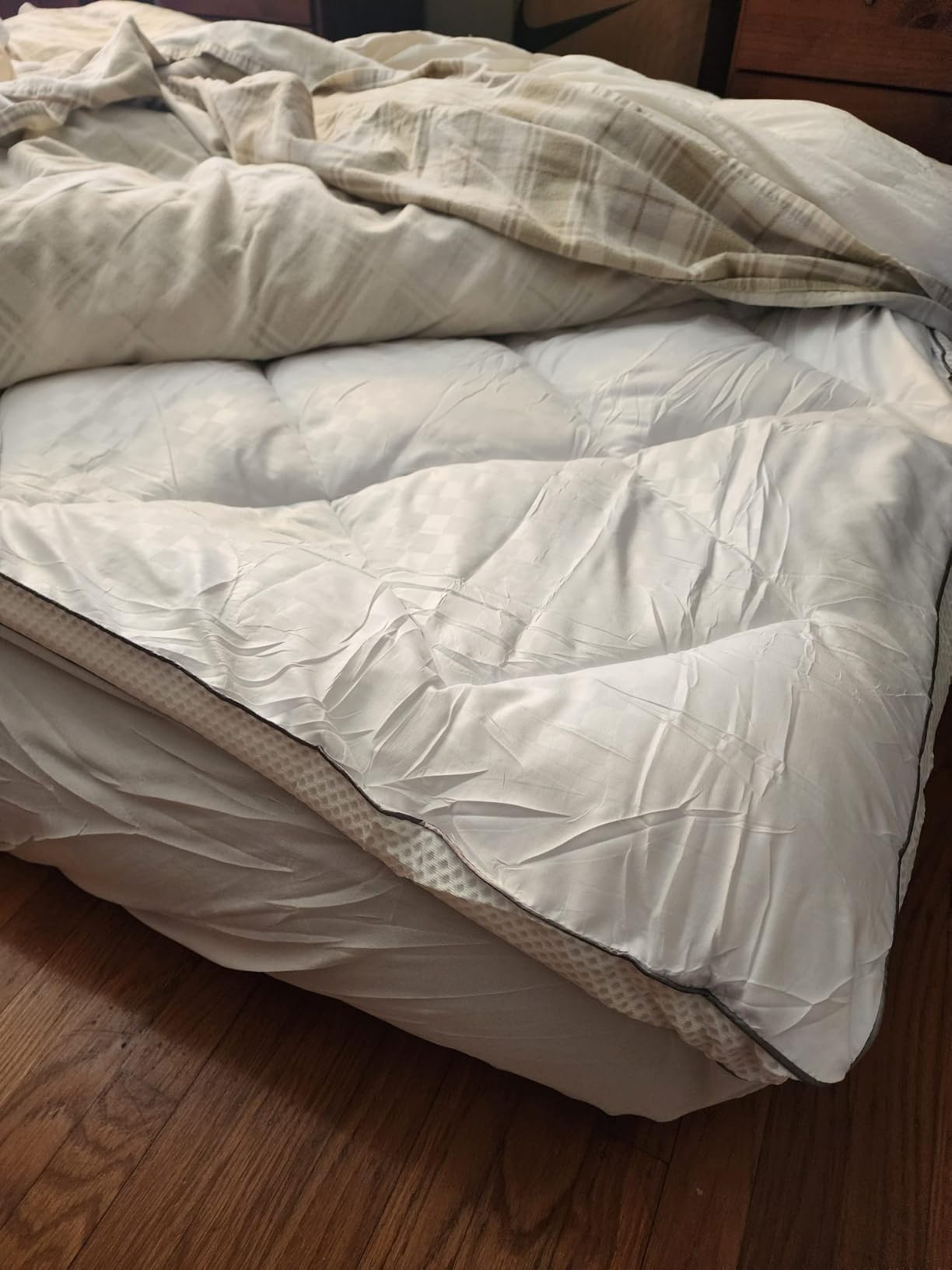 3 Inch Ultra-Fluffy Memory Foam Mattress Topper Queen for Back Pain, Soft Comfy Pillow Top Queen Mattress Topper with 4X Support, Mattress Pad with Breathable Air Mesh Sides, 6-21'' Deep Pocket customer photo 2
